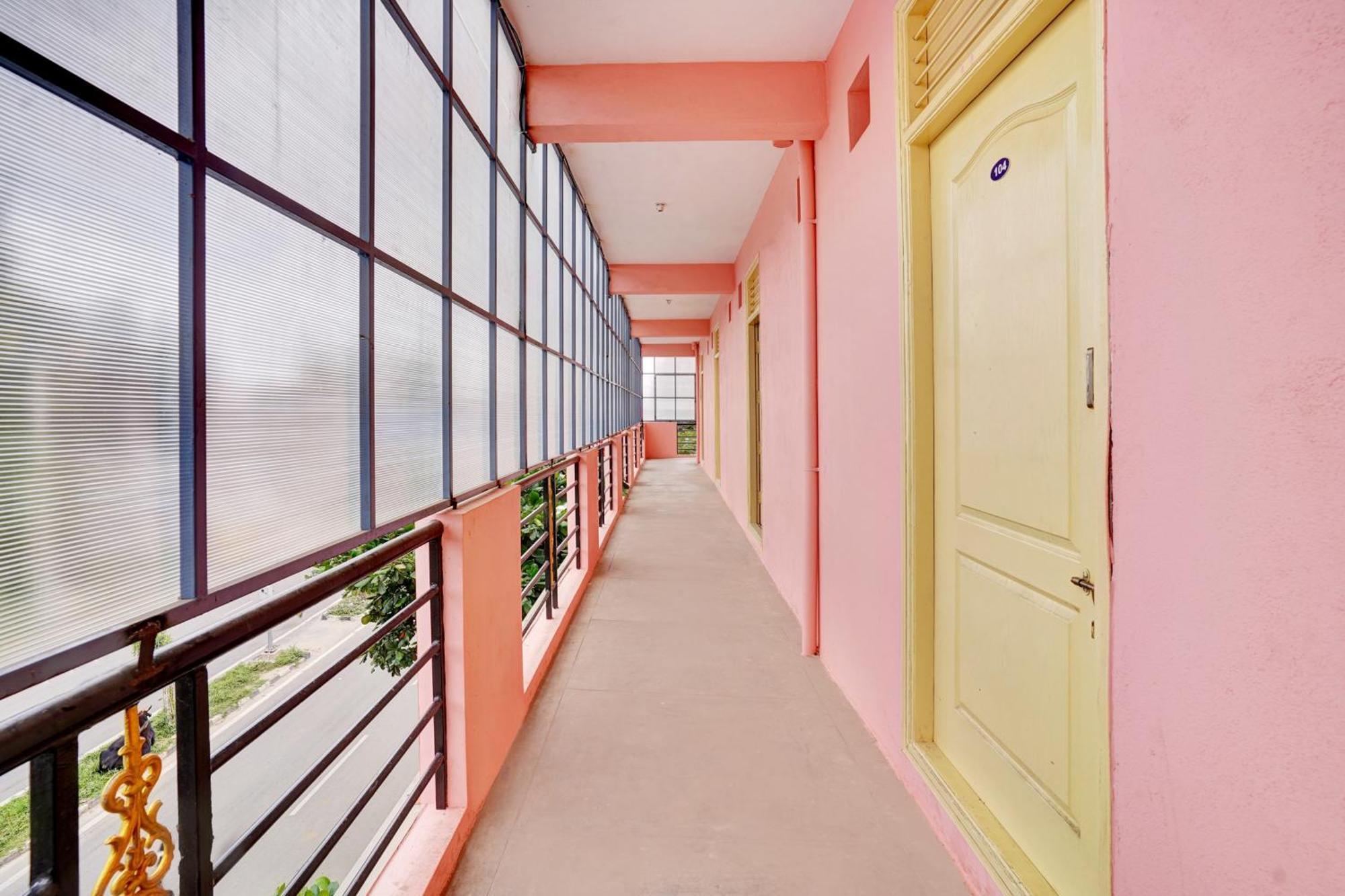 Hotel O Sv Lodge บังกาลอร์ ภายนอก รูปภาพ